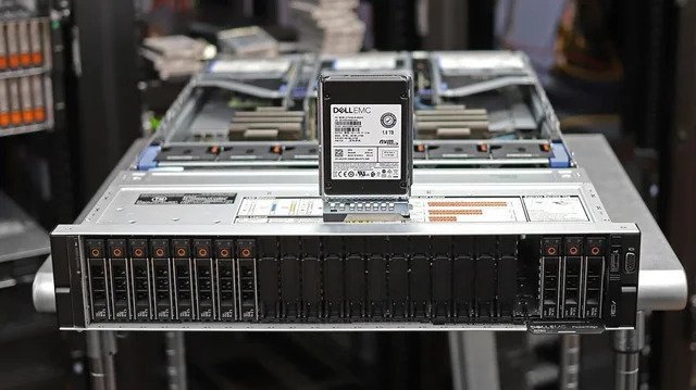 Server AMC